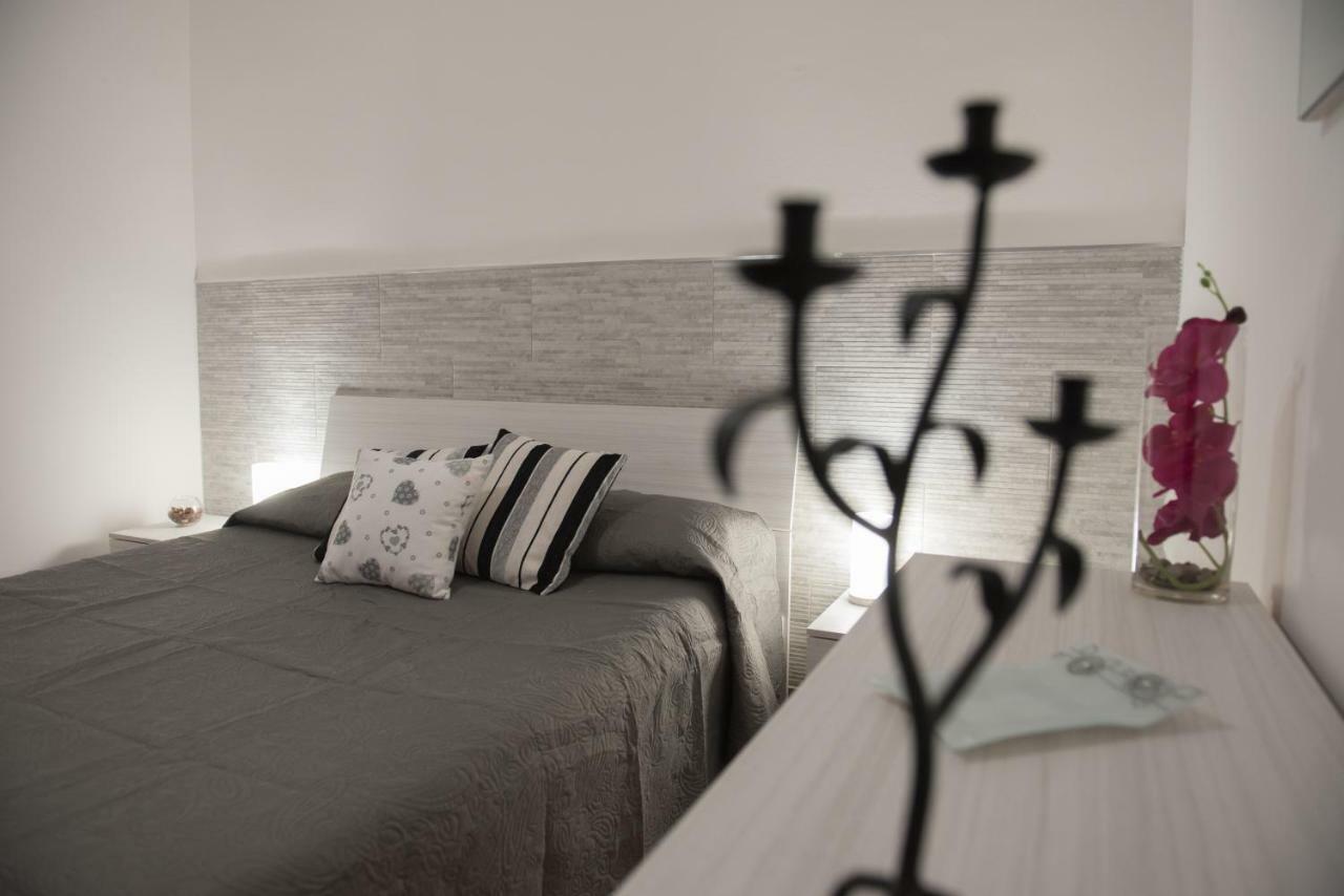 Villa Rosa Luxury Apartment モンデッロ エクステリア 写真